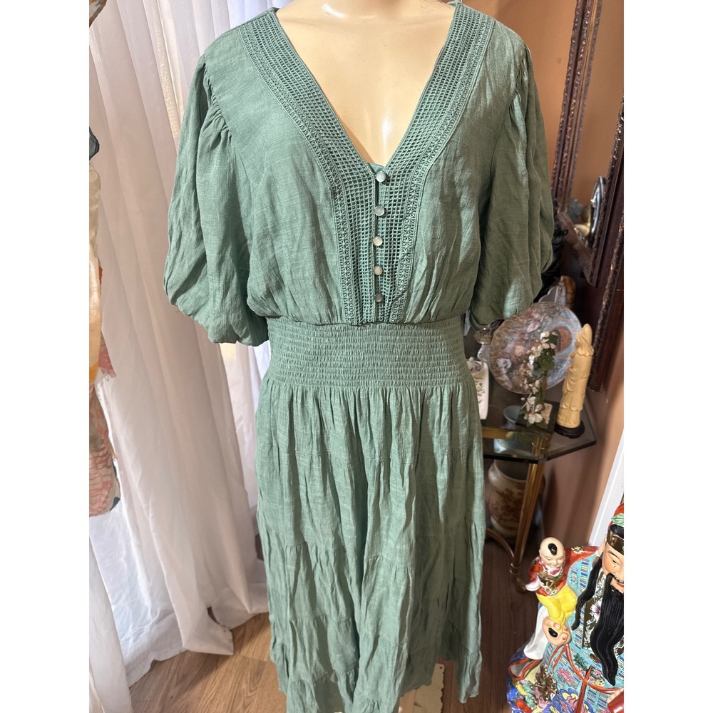 Kings Road Sage Green Crochet Lace V-Neck Midi Dress XL